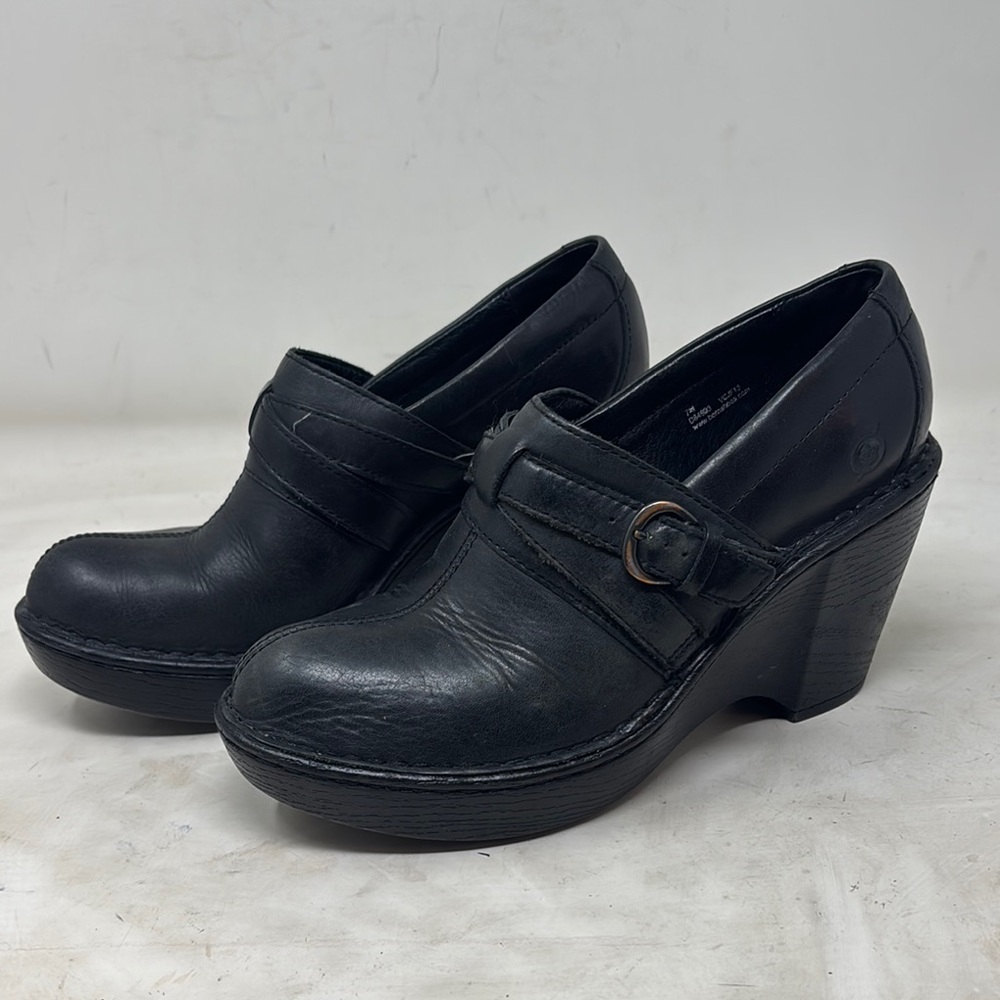 Women's Black Leather Wedge Shoes size 7.5